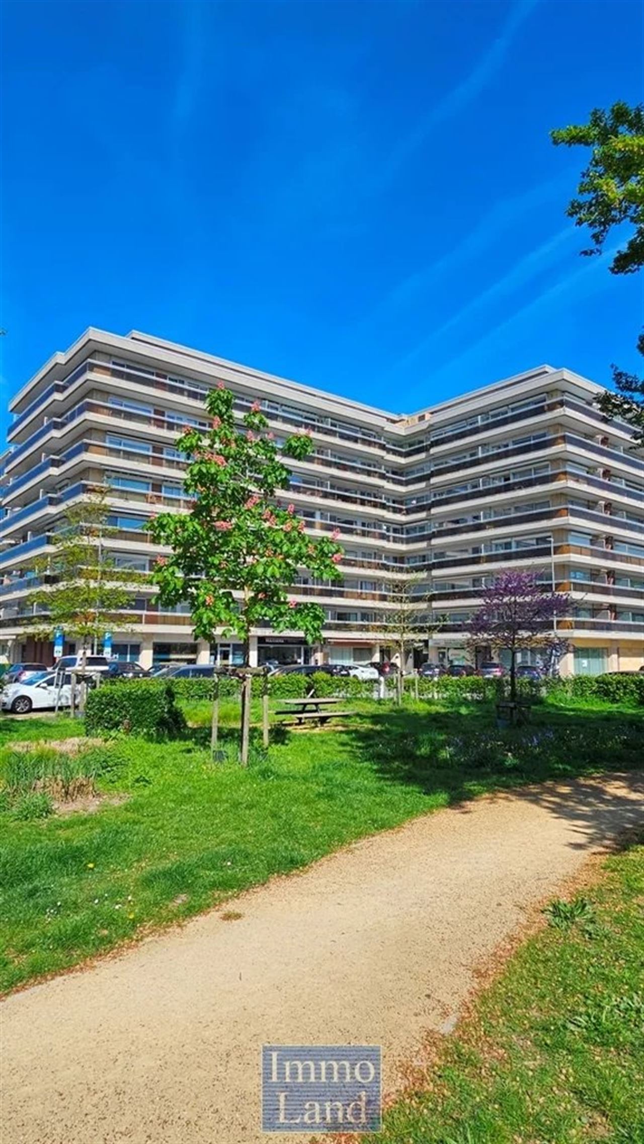 Knap gerenoveerde appartement met 1+1 slaapkamer