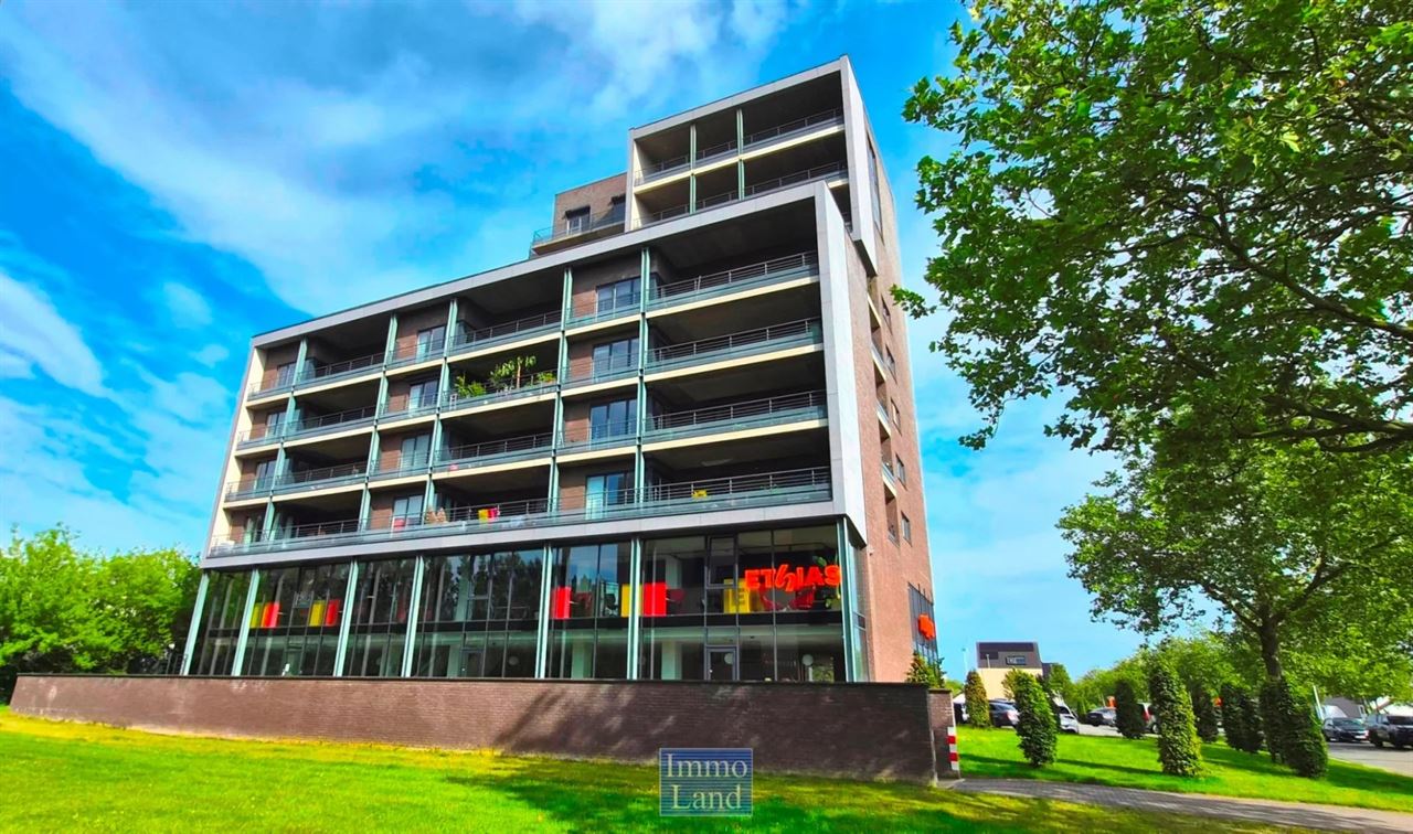 Ruim en energiezuinig appartement van 140 m2 met een groot terras van 40m².