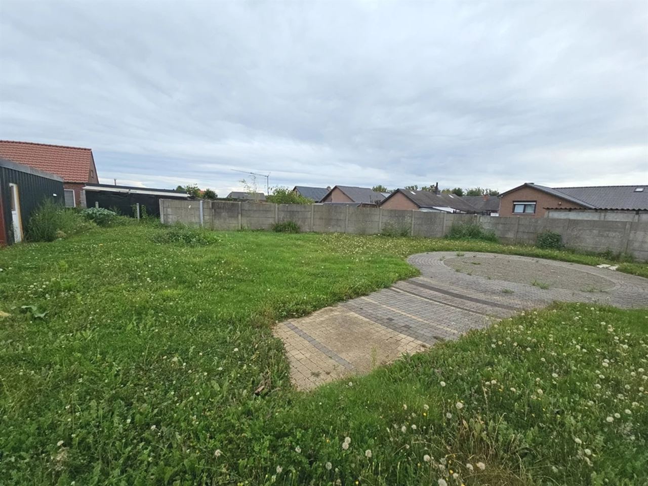 Charmante gelijkvloerse woning in een rustige residentiële omgeving.