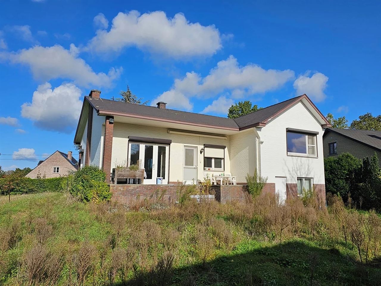 Bolderberg: Te renoveren woning op een ruim perceel.