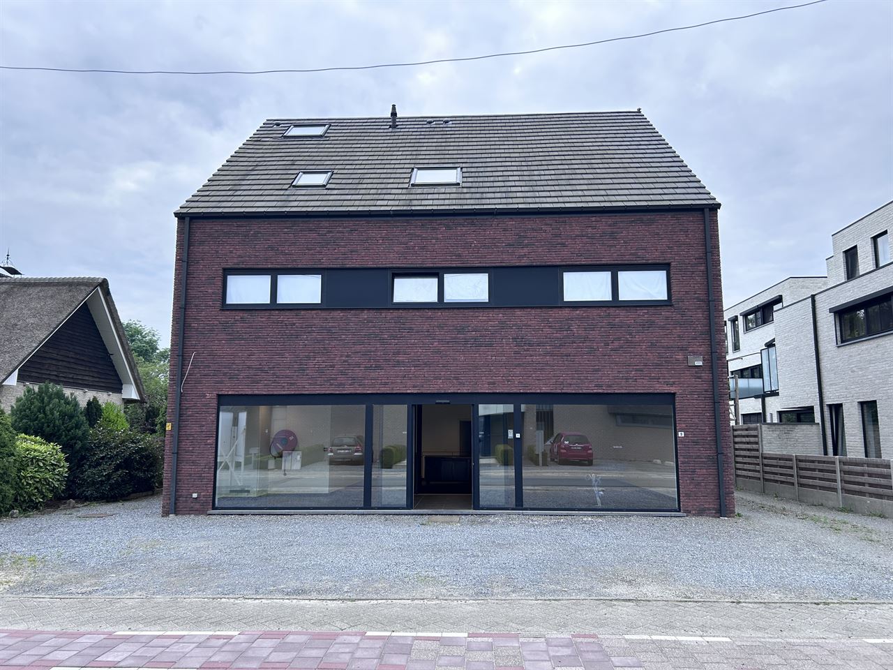 Handelspand te koop in het centrum van Begijnendijk