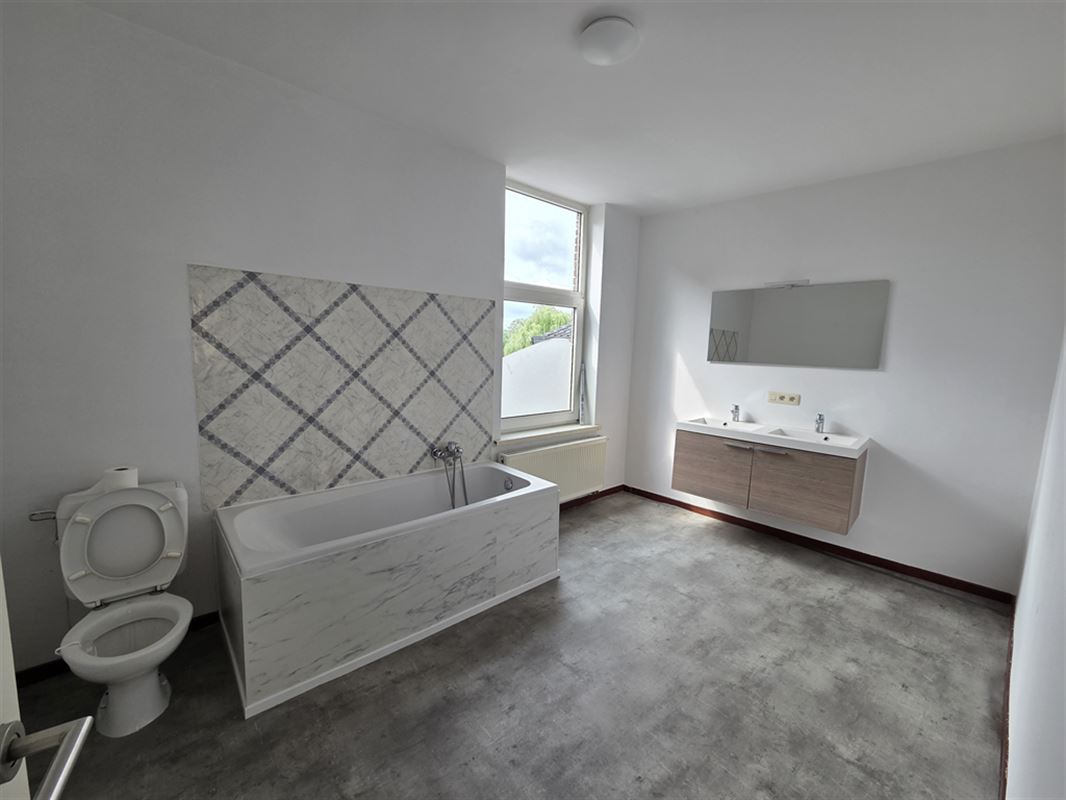 Foto 11 : eengezinswoning te 9500 GERAARDSBERGEN (België) - Prijs € 210.000