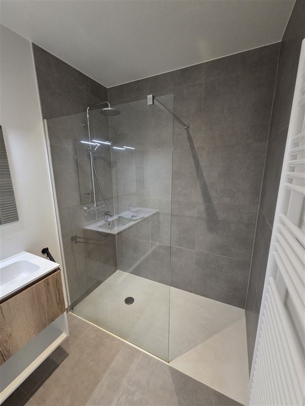 Foto 13 : Gelijkvloers te 9400 NINOVE (België) - Prijs € 930