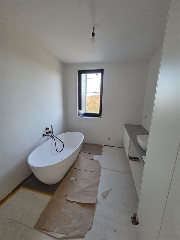 Foto 11 : eengezinswoning te 9400 NINOVE (België) - Prijs € 1.950