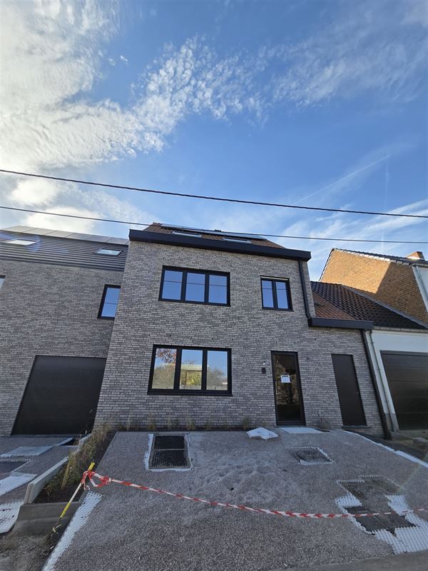 Foto 1 : eengezinswoning te 9400 NINOVE (België) - Prijs € 1.750