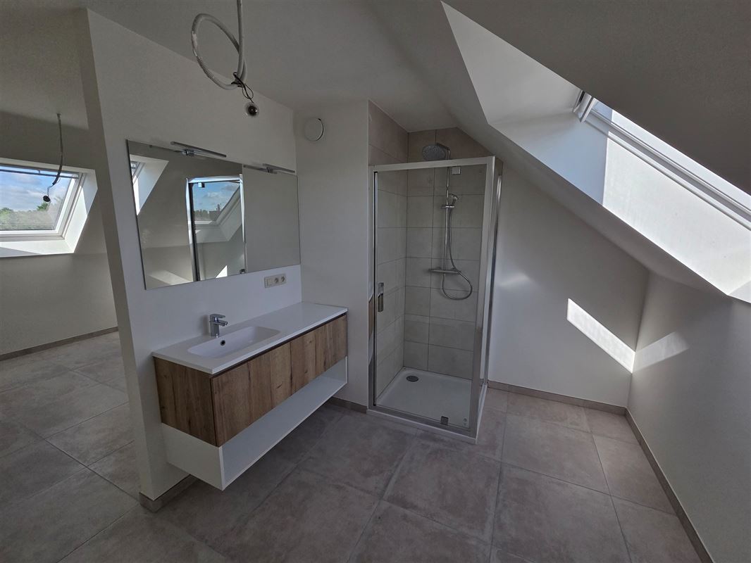 Foto 11 : Duplex/Penthouse te 9400 Ninove (België) - Prijs &euro; 950