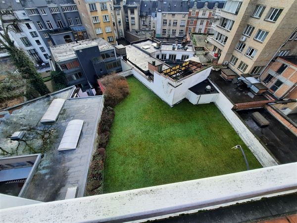 IXELLES RUE CAPITAINE CRESPEL 47 / 2