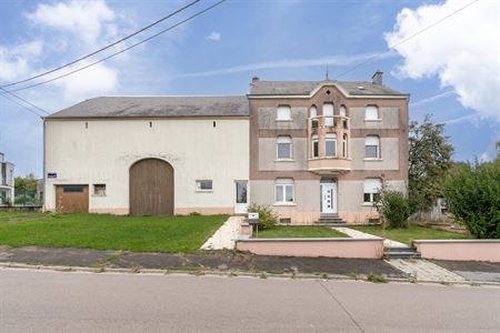 Fermette 4 façades avec granges et dépendances à vendre à Freylange - Arlon