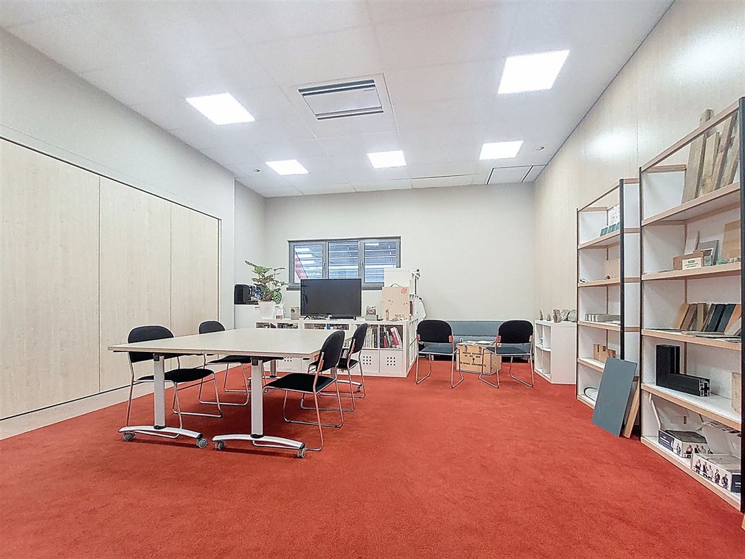 Bureaux à louer à Arlon - photo 2