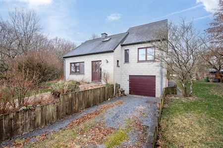 Maison 4 façades à vendre à Etalle