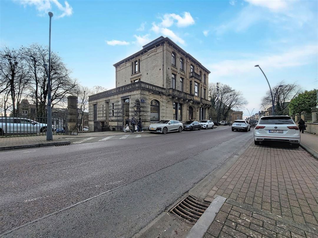 Bureaux à louer à Arlon - photo 1