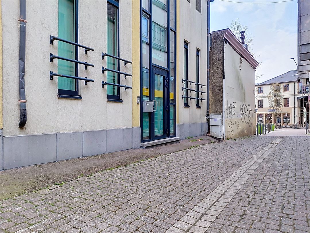 Bureau à louer à Arlon - photo 1