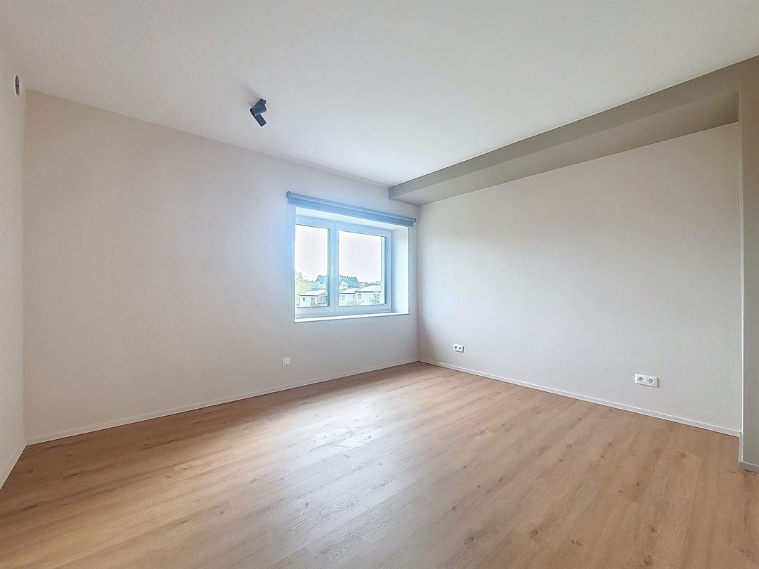 Splendide appartement à louer à Arlon - photo 5