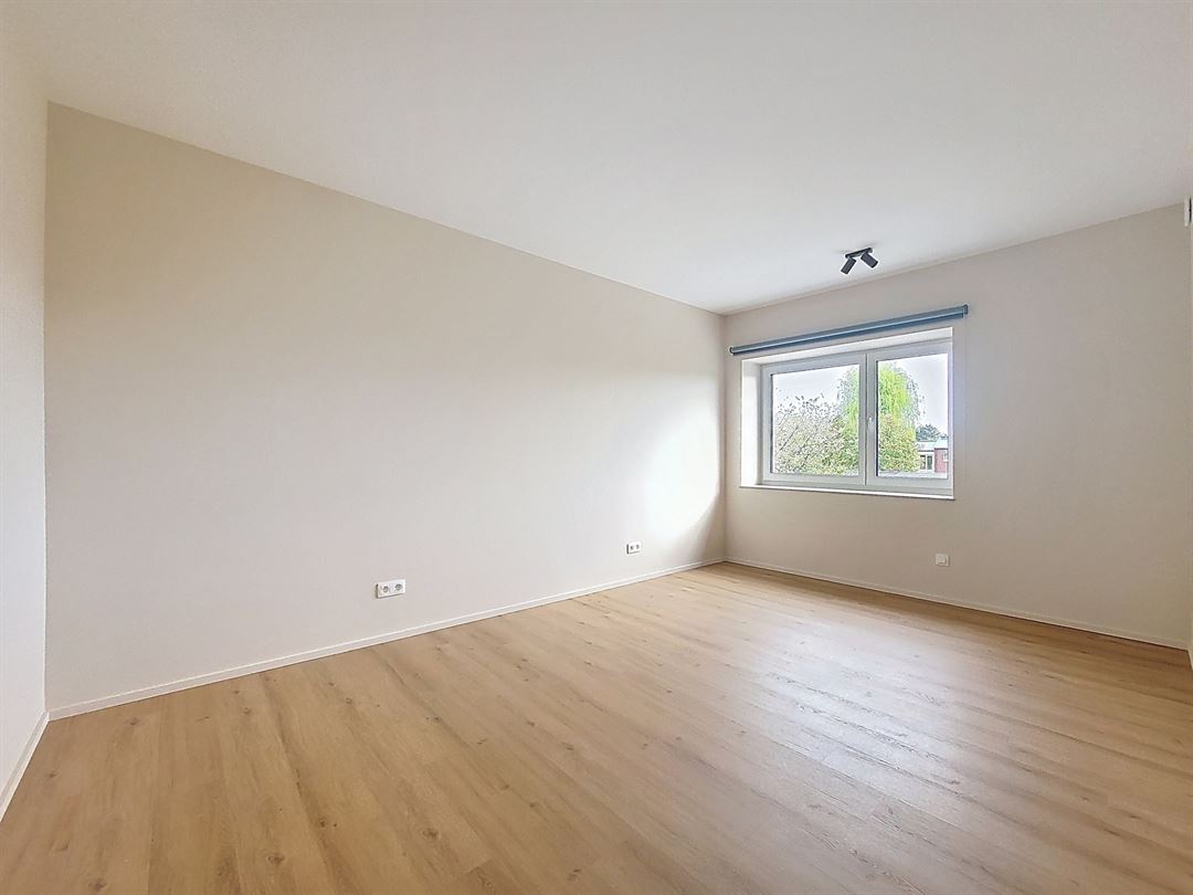 Splendide appartement à louer à Arlon - photo 5