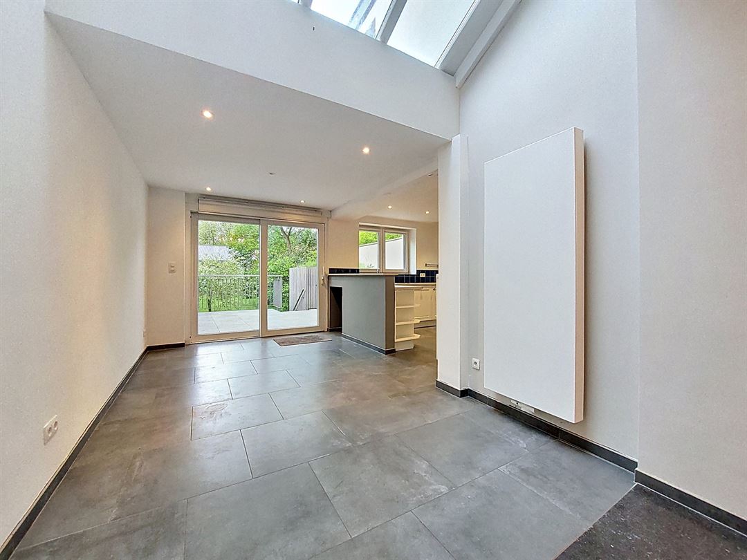 Splendide maison de maître à louer à Arlon - photo 5