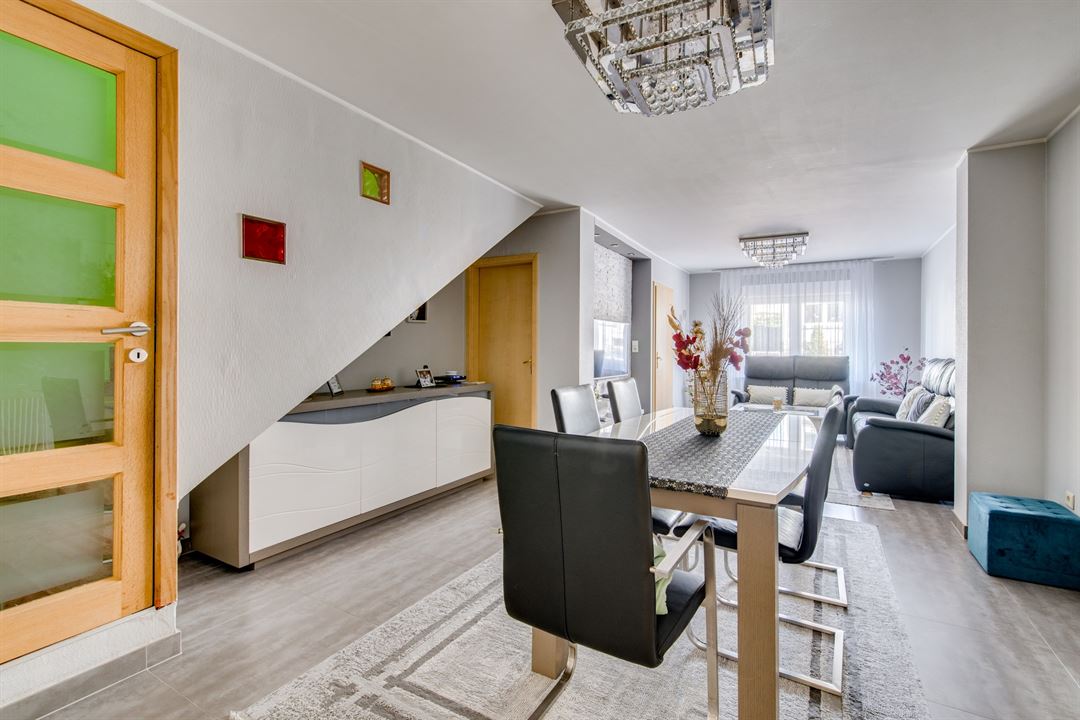 Maison entièrement rénovée avec 4 chambres, jardin et terrasse plein ouest sur plus de 11 ares à Athus - photo 5
