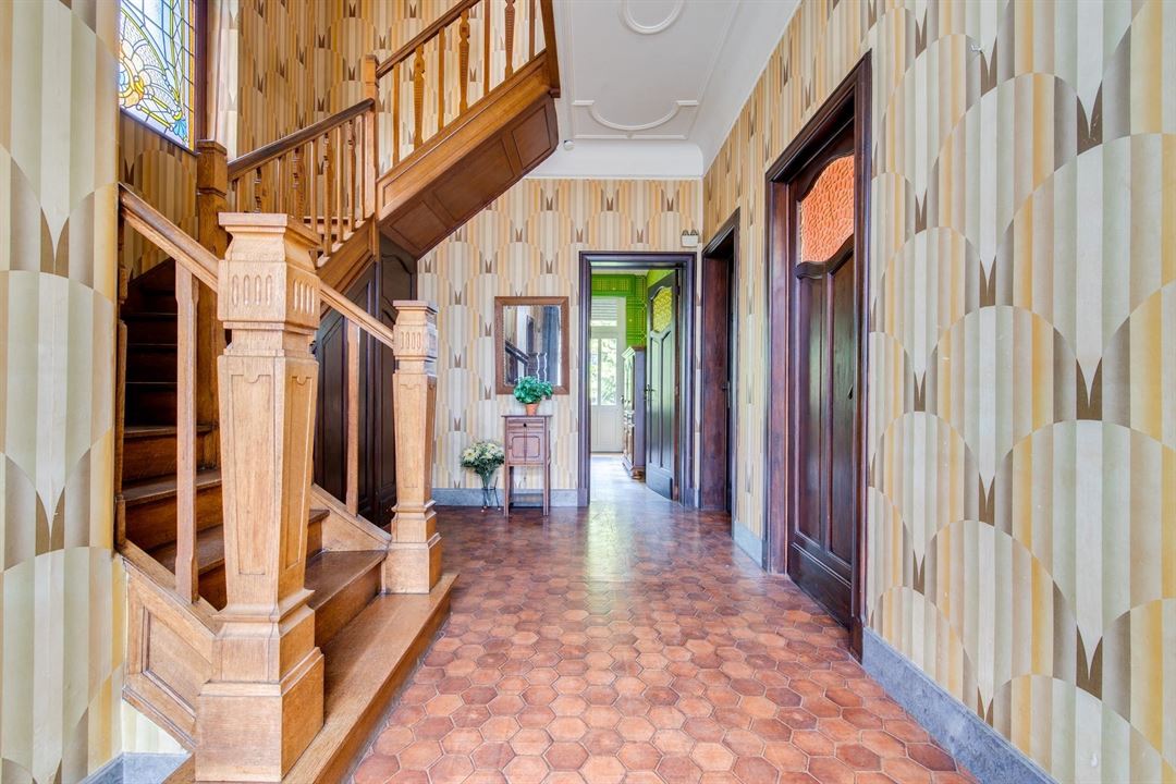 Magnifique bien de caractère à vendre à Arlon sur un terrain de plus de 11 ares - photo 3