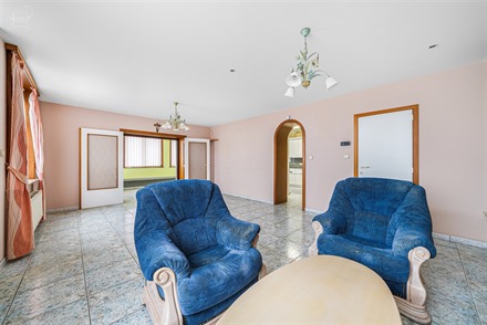 Maison 3 façades au large potentiel (activité libérale, partie Airbnb, etc). Propose un vaste séjour, une salle à manger, une cuisine entièremen...