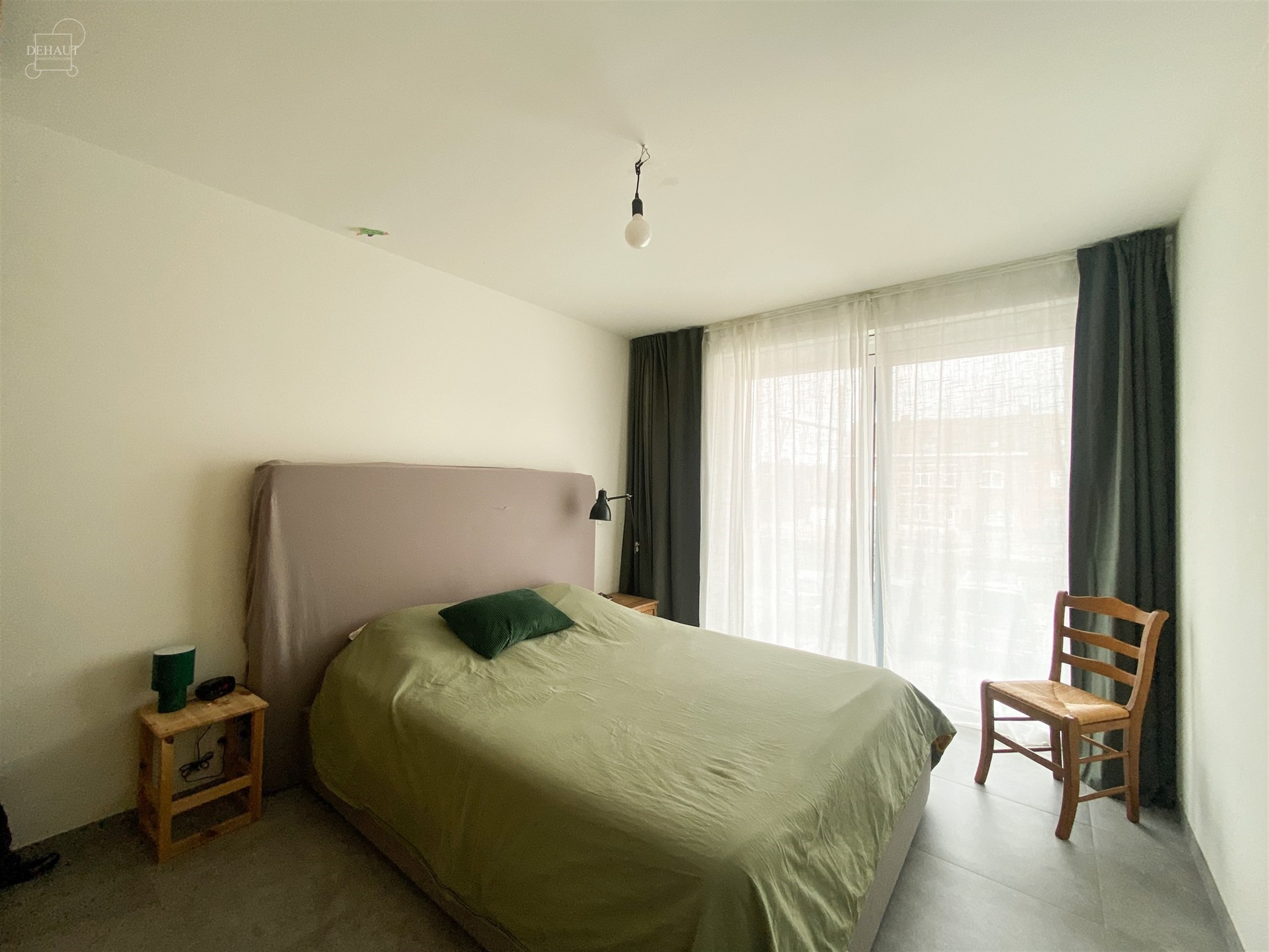 Magnifique appartement au premier étage d'un immeuble construit en 2023 et situé en centre-ville. Comprend un spacieux espace de vie ouvert sur une ...