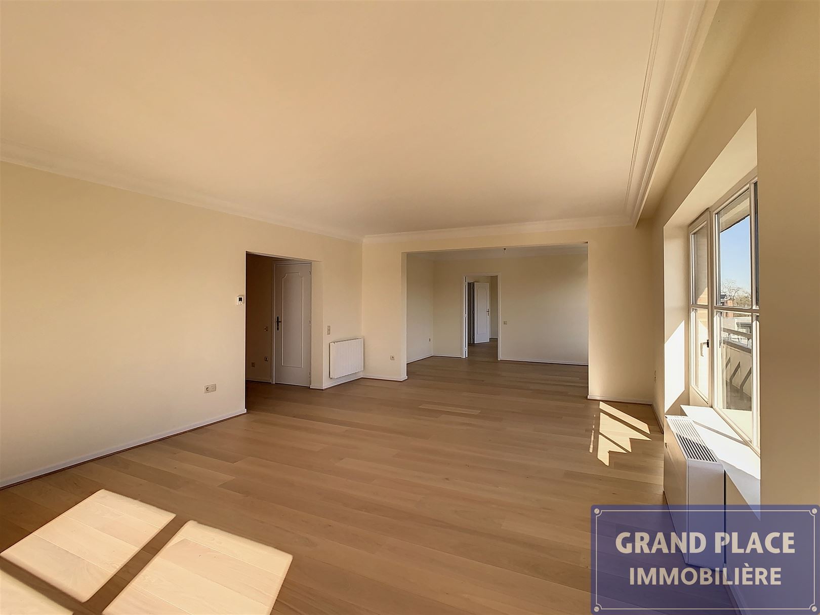 Image 9 : Appartement à 1150 WOLUWÉ-SAINT-PIERRE (Belgique) - Prix 2.700 €