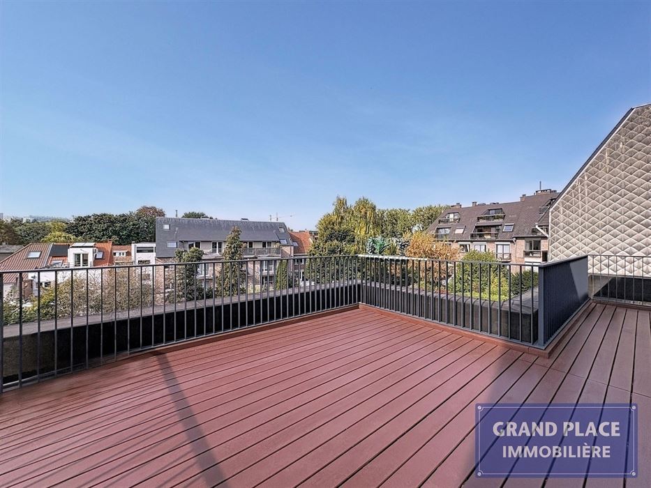 Métro & Shopping – Appartement 3 CH avec grande terrasse (2021)
