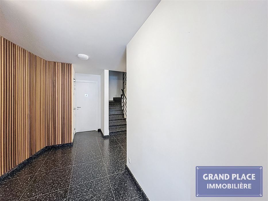Métro & Shopping – Appartement 3 CH avec grande terrasse (2021)