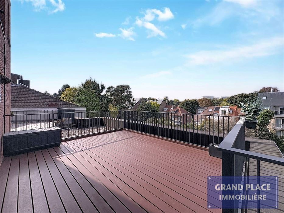 Métro & Shopping – Appartement 3 CH avec grande terrasse (2021)