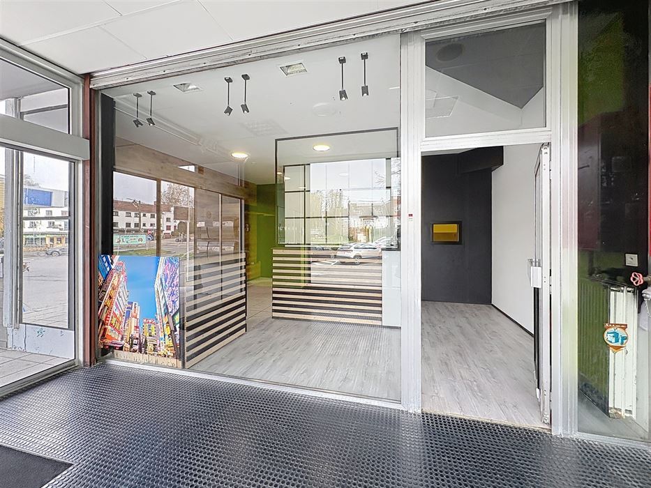 Commerce à louer à rixensart, Galerie Kennedy Rixensart