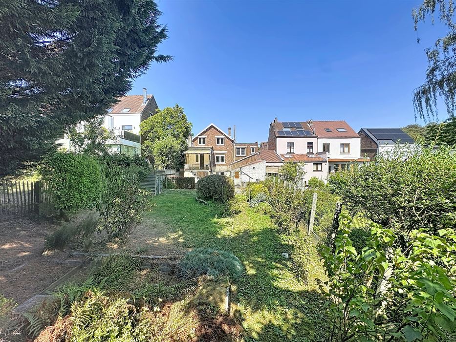Maison avec studio indépendant