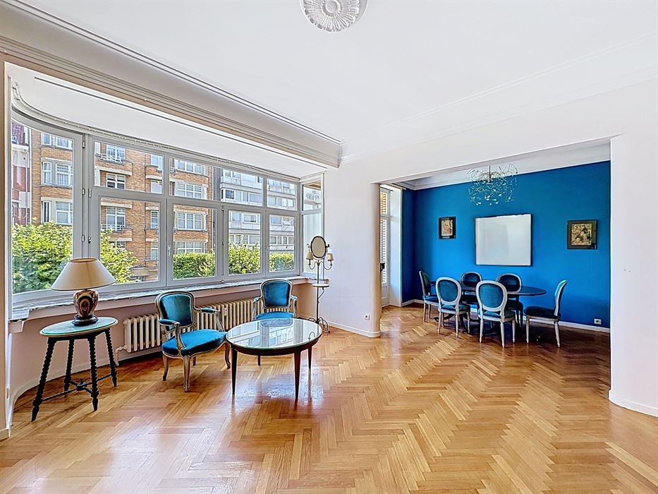 Superbe appartement de caractère ±132 m² – 2 chambres