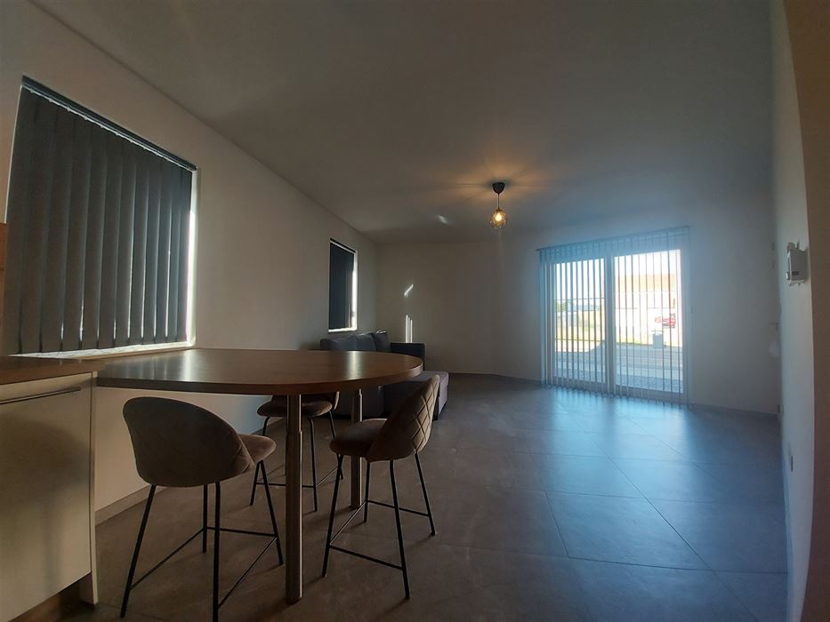 Gelijkvloers appartement met 2 slaapkamers