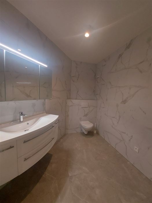 Gelijkvloers appartement met 2 slaapkamers