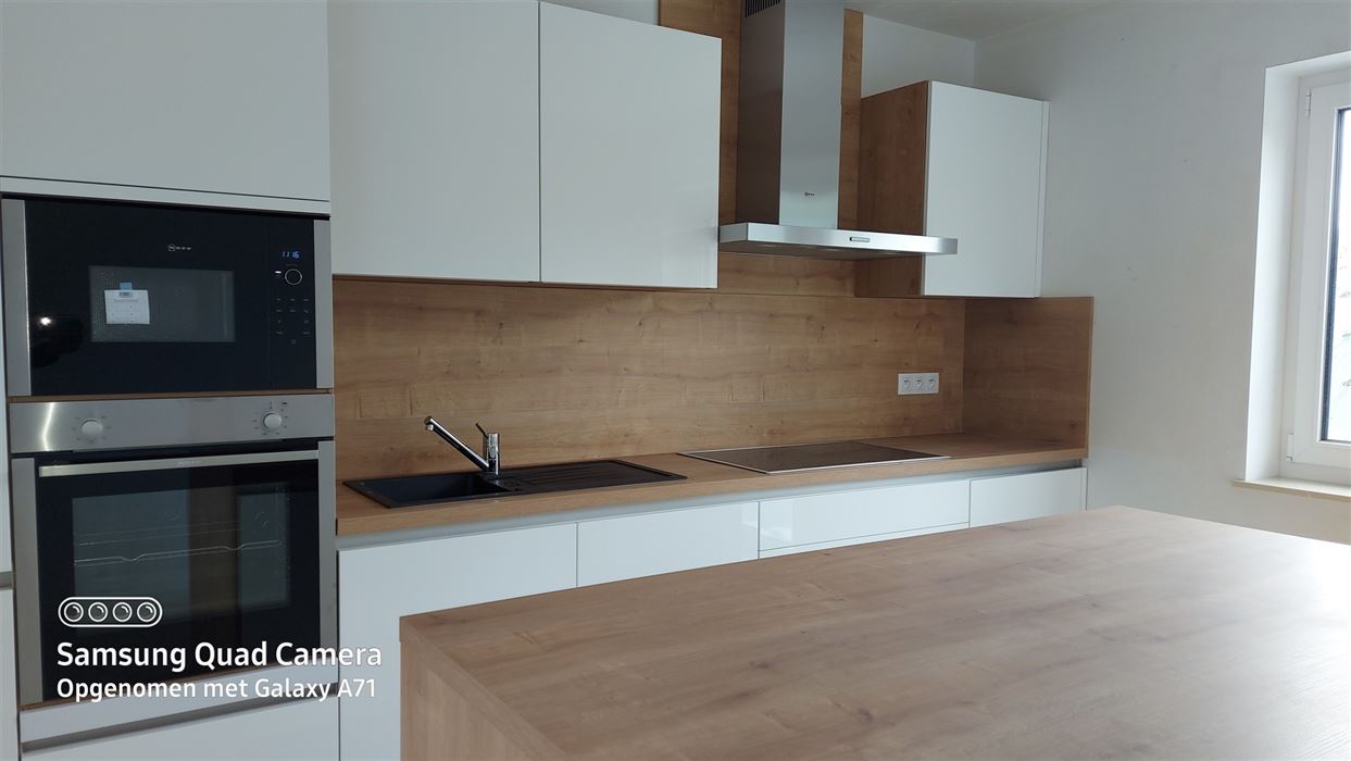 Ruimen NB bel-etage met 4 slp en inpandige garage