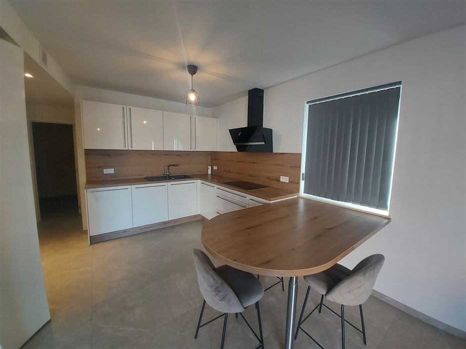 Gelijkvloers appartement met 2 slaapkamers