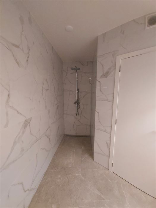 Gelijkvloers appartement met 2 slaapkamers
