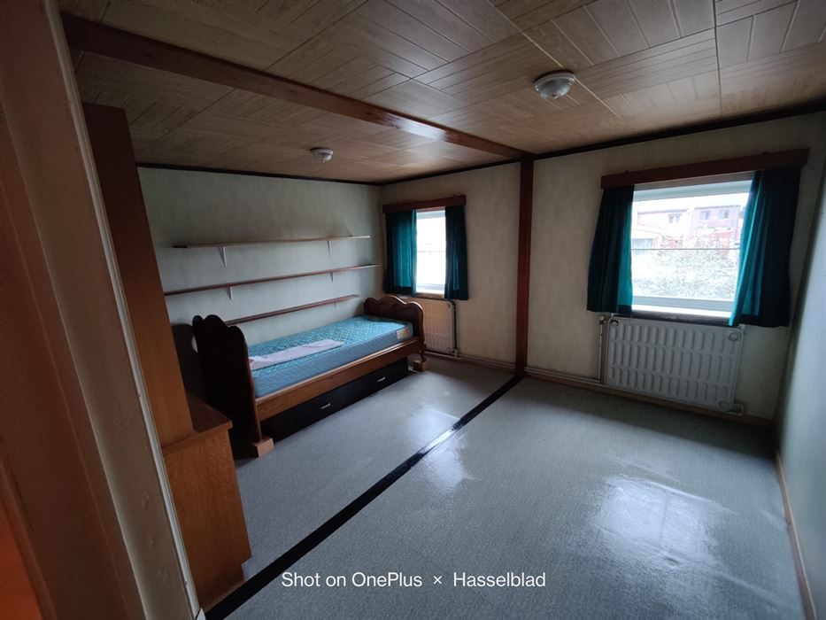 woning met twee slaapkamers en garage