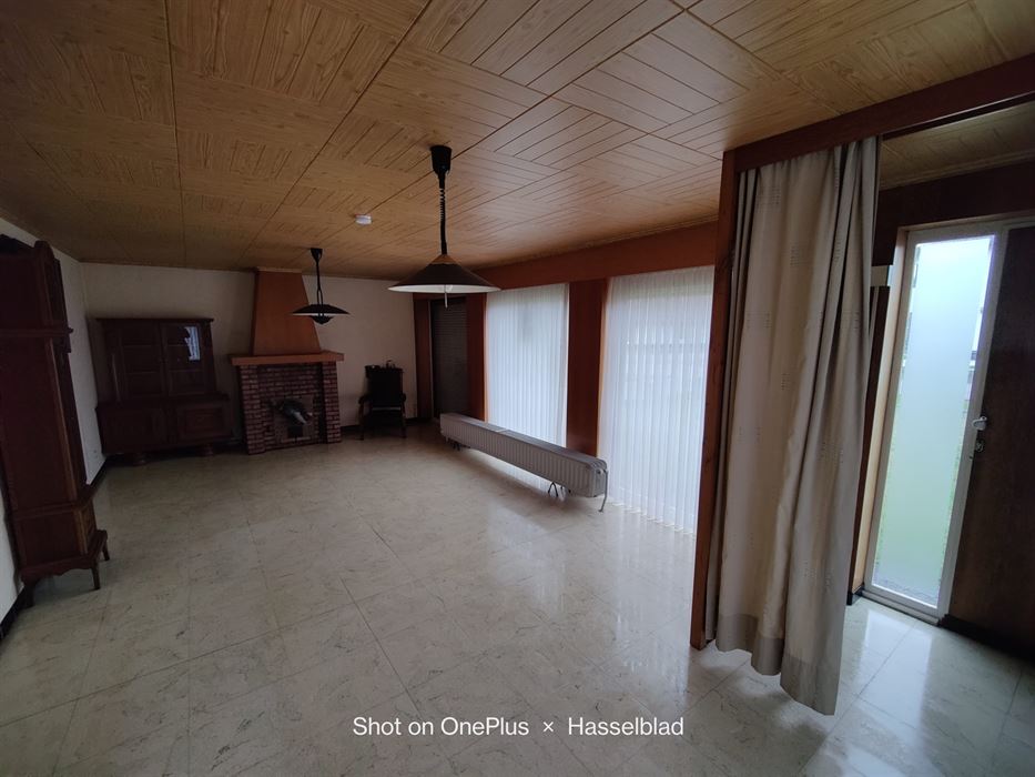 woning met twee slaapkamers en garage