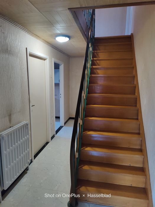 woning met twee slaapkamers en garage