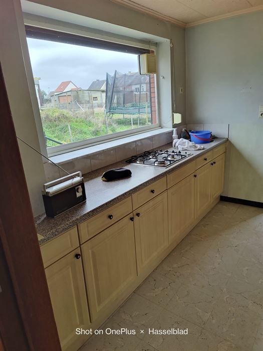 woning met twee slaapkamers en garage