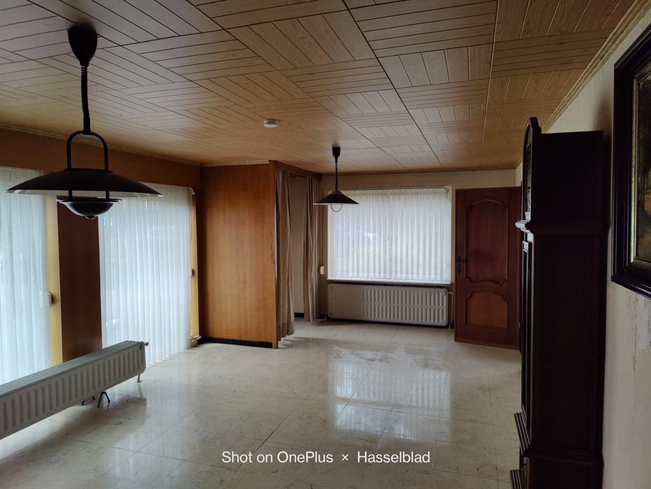 woning met twee slaapkamers en garage