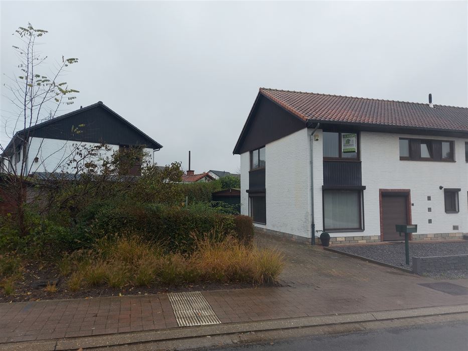 hoekwoning in HOB met 4 slaapkamers