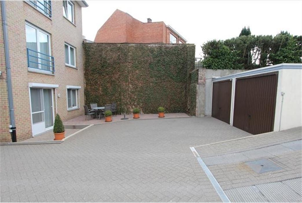 Gelijkvloers appartement met 2 slaapkamers