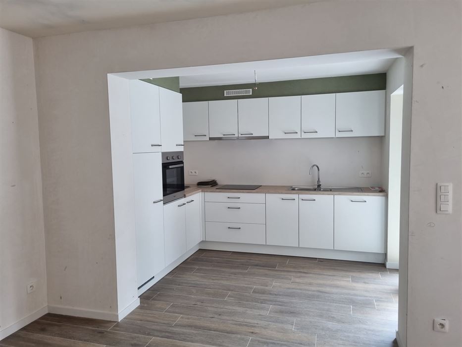 gelijkvloers appartement met 2 slaapkamers