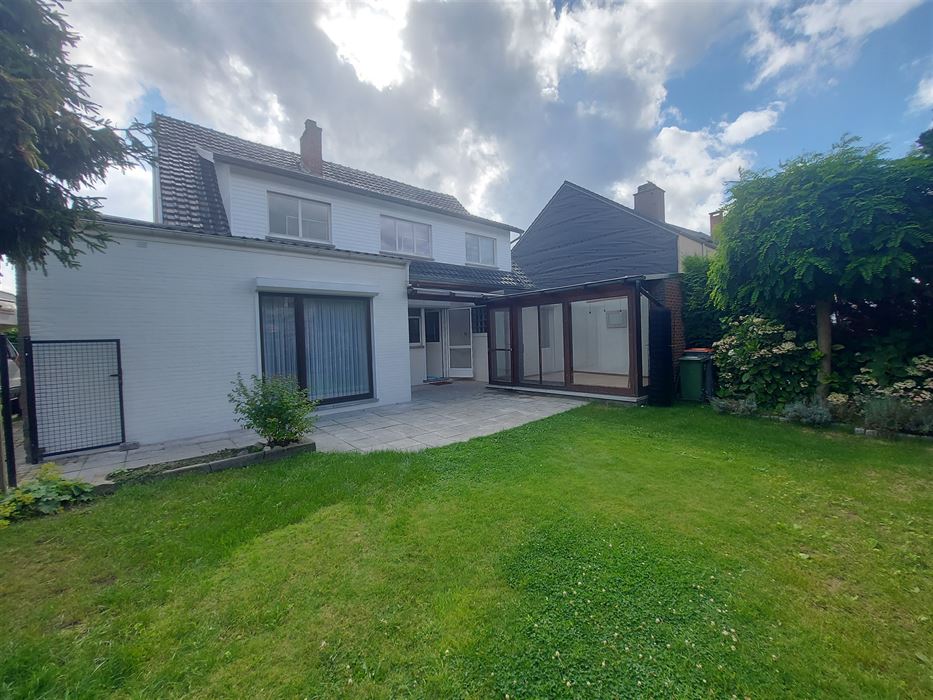 Charmante 4 slaapkamer woning in hartje Beverst