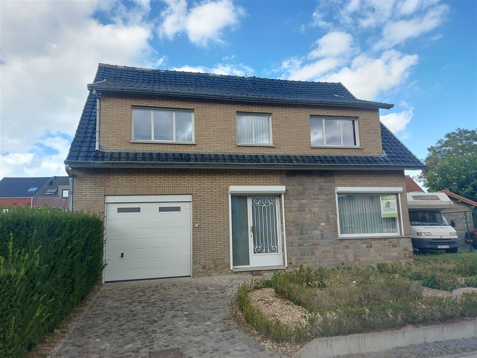 Charmante 4 slaapkamer woning in hartje Beverst