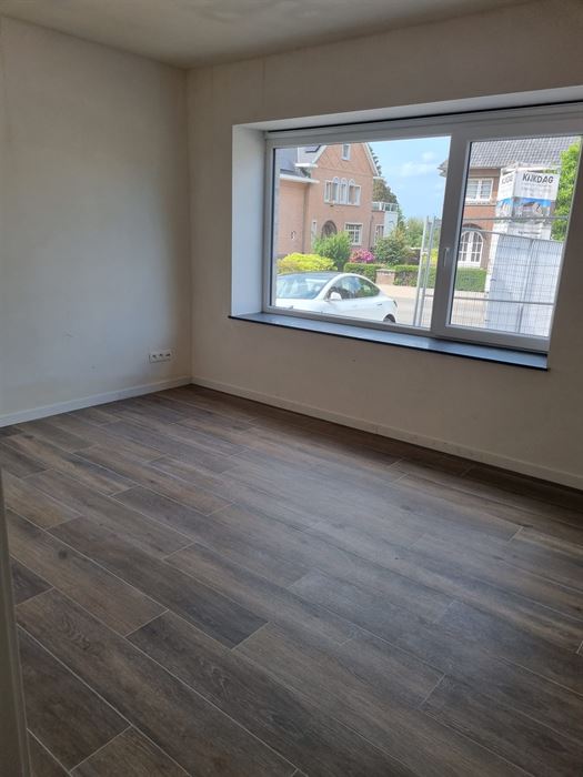 gelijkvloers appartement met 2 slaapkamers