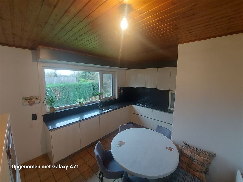 Woning met 3 slaapkamers en grote tuin