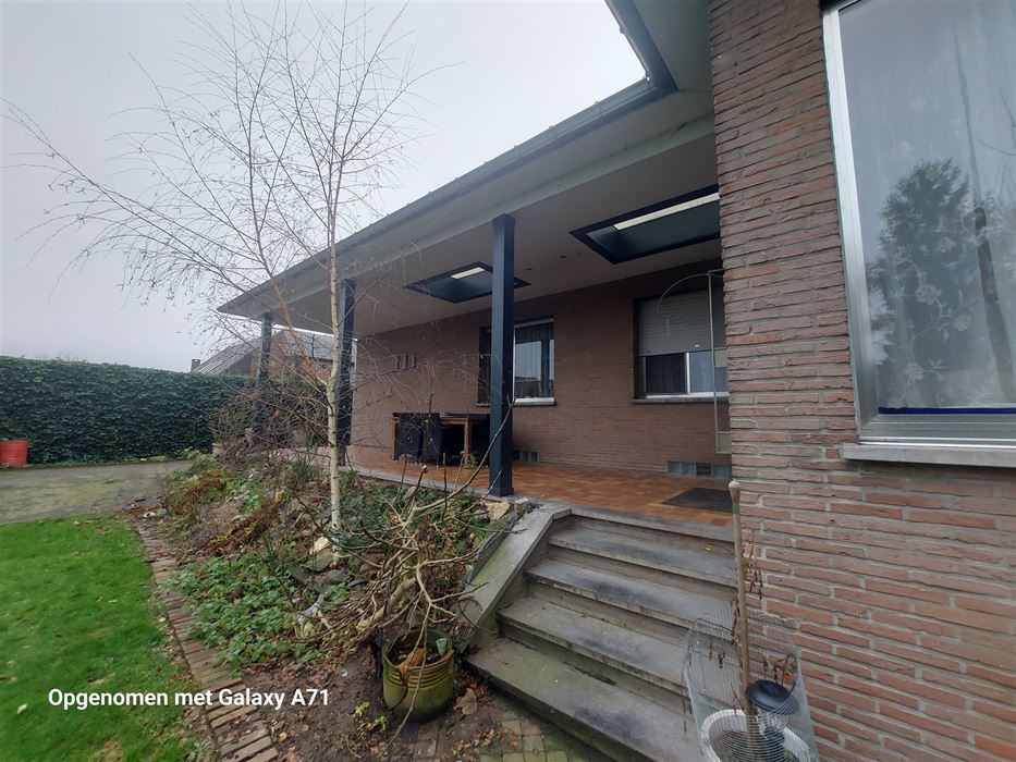 Woning met 3 slaapkamers en grote tuin