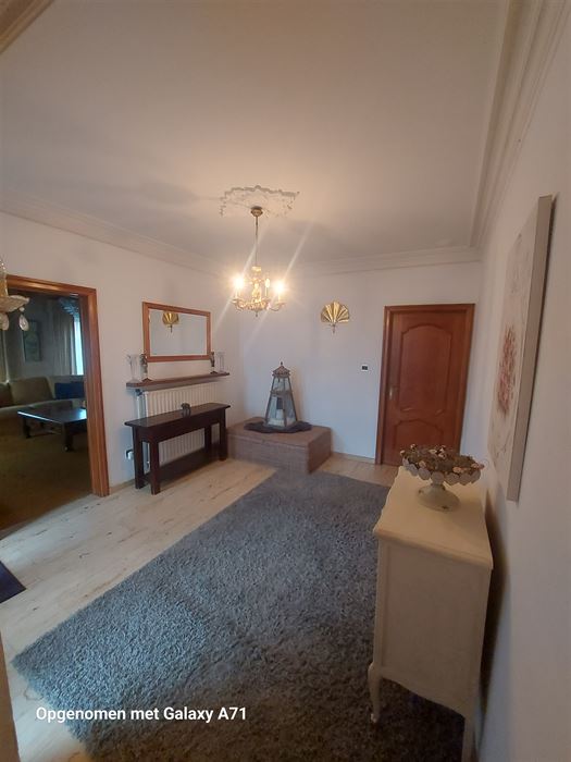 Woning met 3 slaapkamers en grote tuin