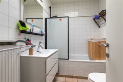 Foto 13 : Opbrengsteigendom te 8000 BRUGGE (België) - Prijs € 450.000